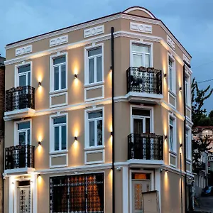 6 Unique Апартаменты Тбилиси